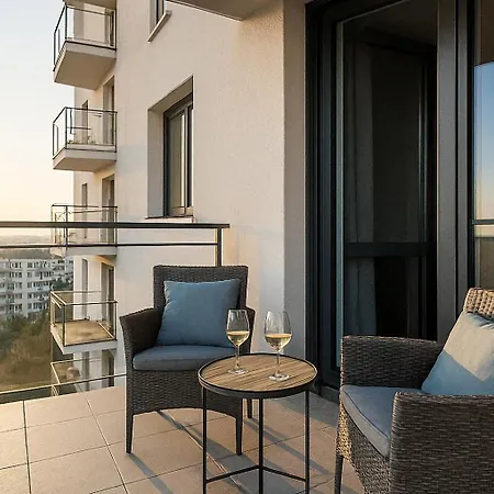 Blushline Wiktoryn Ac Balcony Apartment *