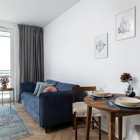 Blushline Wiktoryn Ac Balcony *