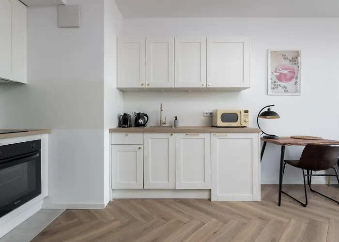 Blushline Wiktoryn Ac Balcony Warschau