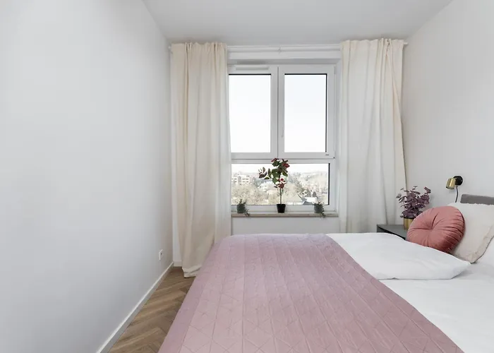 Blushline Wiktoryn Ac Balcony